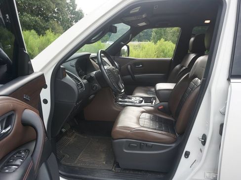 Used 2020 Nissan Armada Platinum w/ Platinum Reserve Package RWD image 2