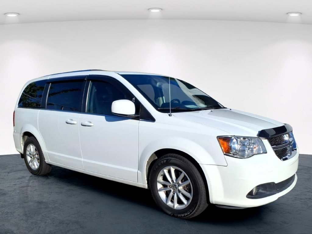 Used 2019 Dodge Grand Caravan SXT w/ Driver Convenience Group FWD image 10