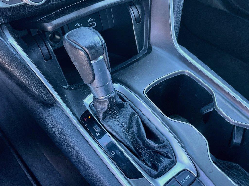Used 2022 Honda Accord Sport image 16