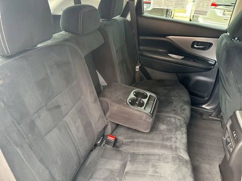 Used 2020 Nissan Murano S image 16