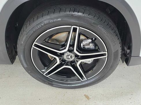 Used 2023 Mercedes-Benz GLA 250 4MATIC image 9