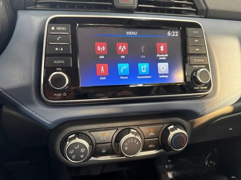 Used 2025 Nissan Versa SV FWD image 26