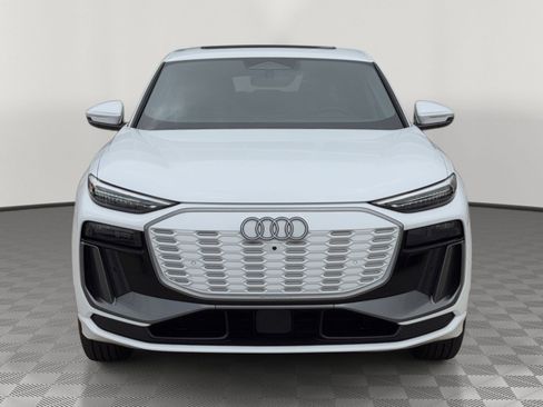 Used 2025 Audi Q6 e-tron Premium Plus w/ Premium Plus image 6