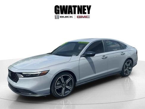 Used 2024 Honda Accord Sport image 1
