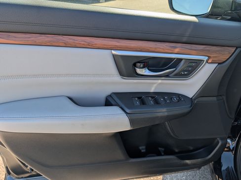 Used 2022 Honda CR-V Touring image 23