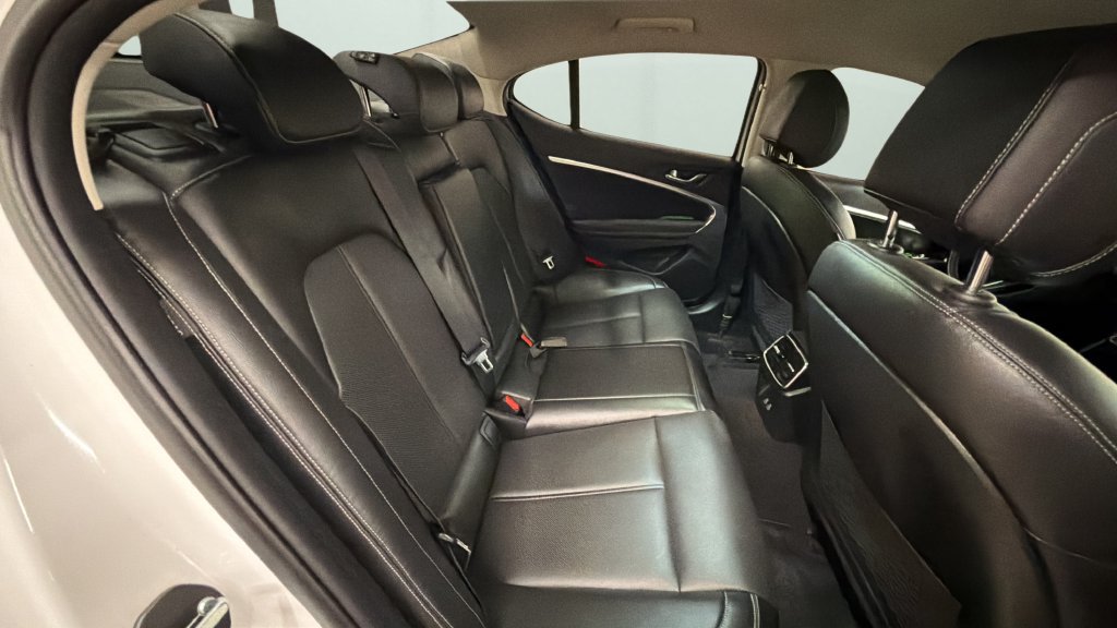 Used 2026 Genesis G70 2.5T AWD/4WD image 14