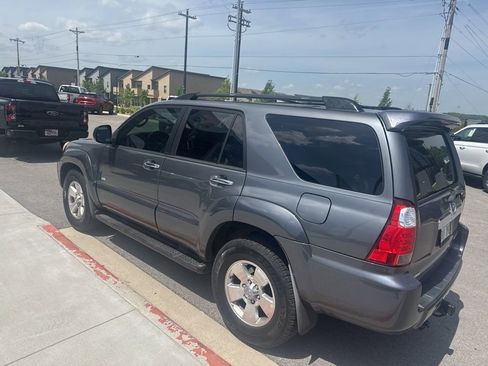 Used 2008 Toyota 4Runner SR5 image 5