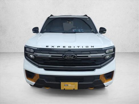 Certified 2025 Ford Expedition Tremor AWD/4WD image 8