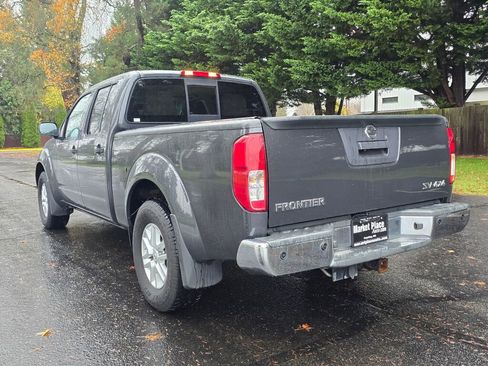 Used 2014 Nissan Frontier SV w/ SV Value Truck Package image 4