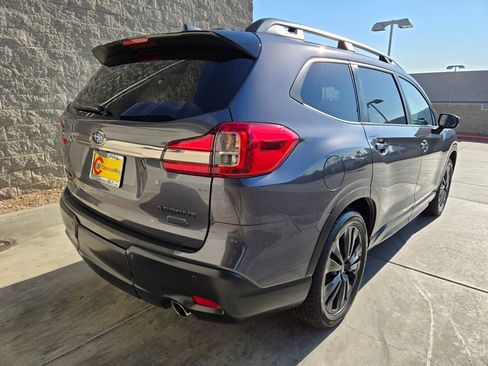 Used 2022 Subaru Ascent Onyx Edition image 5