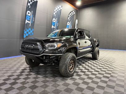 Used 2016 Toyota Tacoma SR5 w/ SR5 Appearance Package (SN)