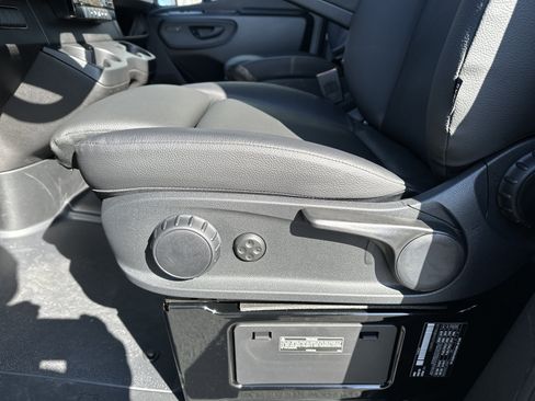 New 2026 Mercedes-Benz Sprinter 2500 image 12