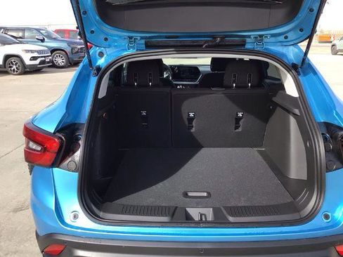 New 2026 Chevrolet Trax LS image 5