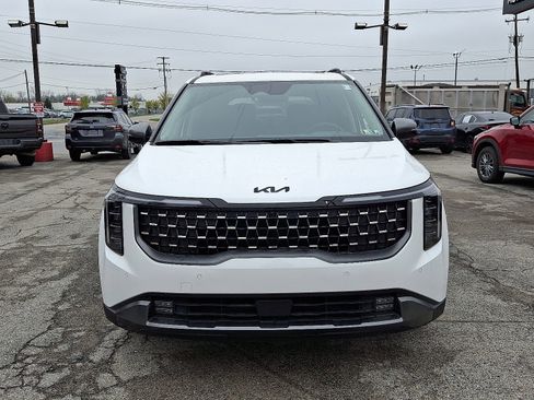 New 2025 Kia Carnival SX Prestige image 3