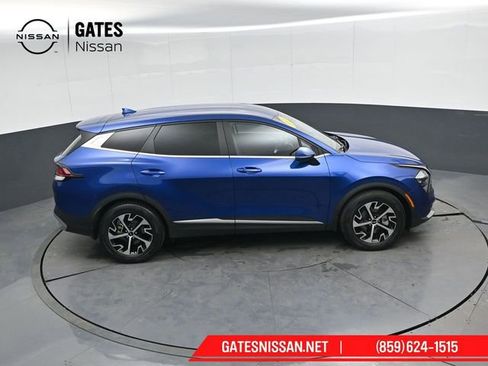 Used 2023 Kia Sportage EX image 41