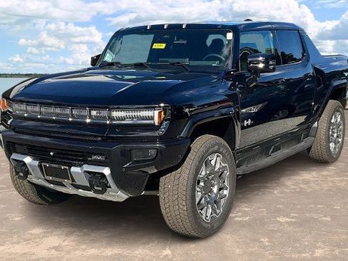 New 2026 GMC Hummer EV 4x4 Crew Cab image 2