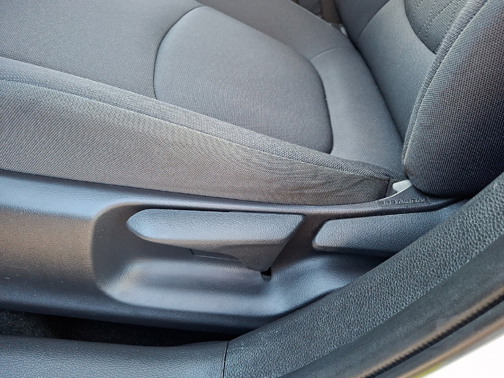 Certified 2022 Toyota Corolla LE FWD image 14