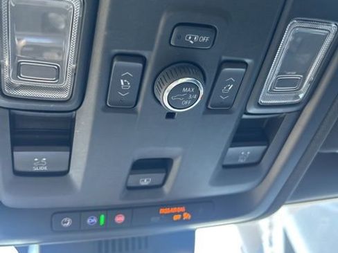 Used 2023 Chevrolet Tahoe LT w/ LT Signature Plus Package image 43