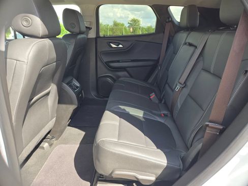 Used 2024 Chevrolet Blazer LT FWD image 13