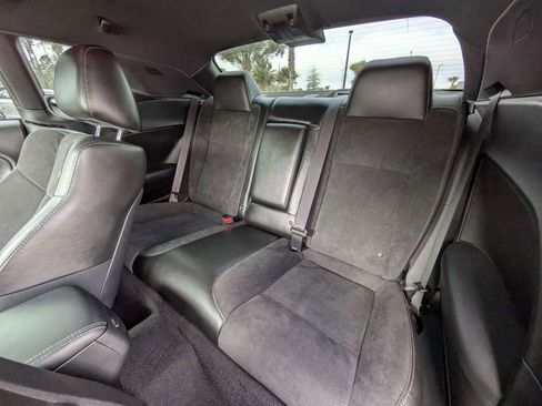 Used 2022 Dodge Challenger R/T Scat Pack w/ Dynamics Package RWD image 13