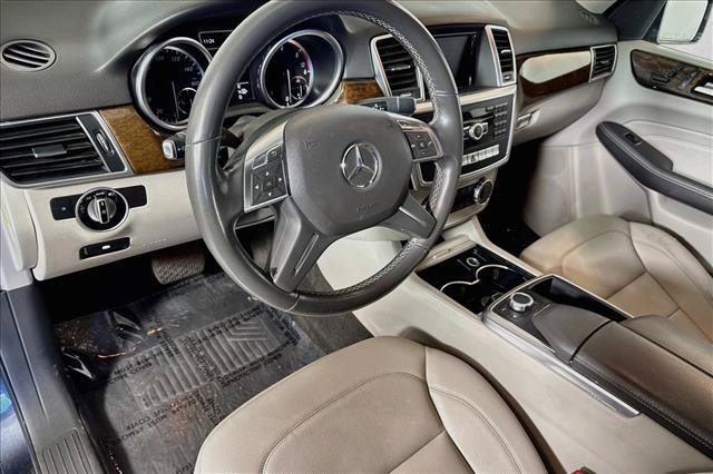 Used 2012 Mercedes-Benz ML 350 BlueTEC 4MATIC image 9