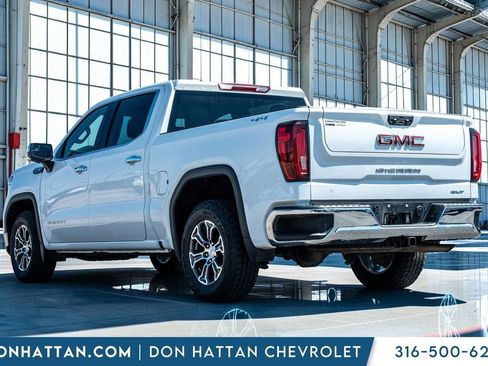 Used 2025 GMC Sierra 1500 SLT AWD/4WD image 31