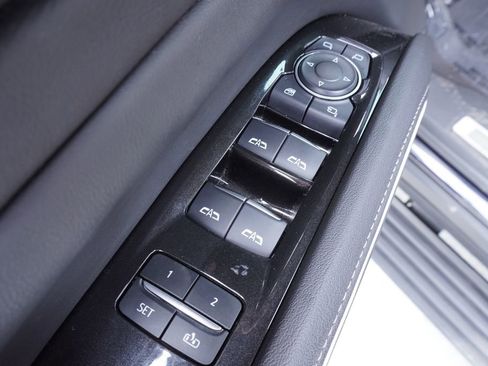 Used 2024 Cadillac Escalade Sport w/ LPO, ONYX Package AWD/4WD image 17
