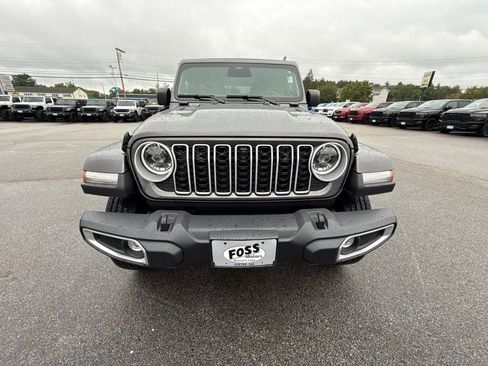 New 2027 Jeep Wrangler Unlimited Sahara AWD/4WD image 8