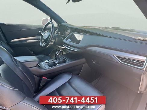 Used 2020 Cadillac XT4 Premium Luxury FWD image 22