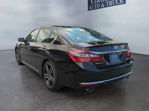 Used 2017 Honda Accord Sport Special Edition image 9
