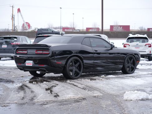 Used 2018 Dodge Challenger T/A image 3