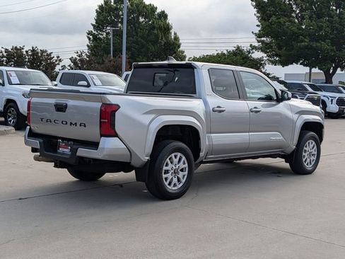 Used 2024 Toyota Tacoma SR5 image 6