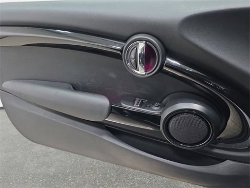 Used 2019 MINI Cooper S image 20