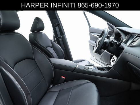 Used 2025 INFINITI QX50 Sport image 36