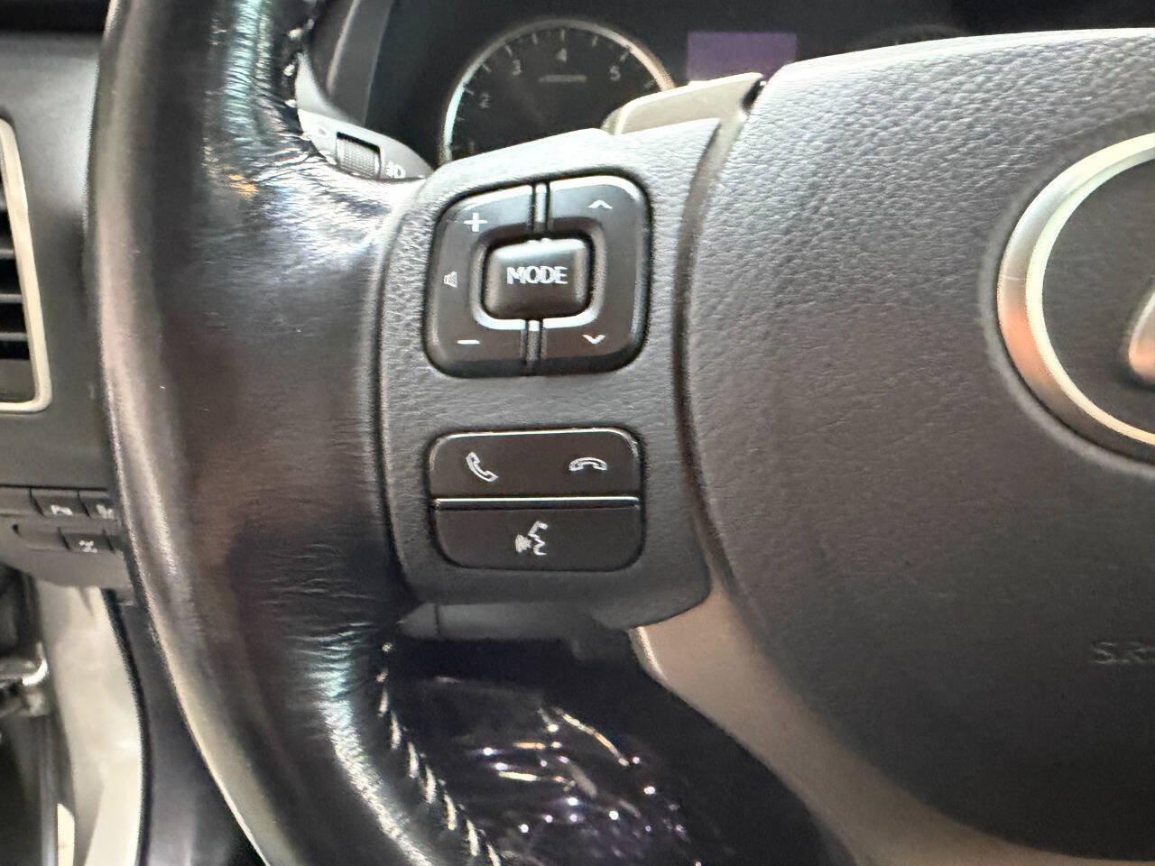 Used 2015 Lexus NX 200t AWD w/ Premium Package image 23