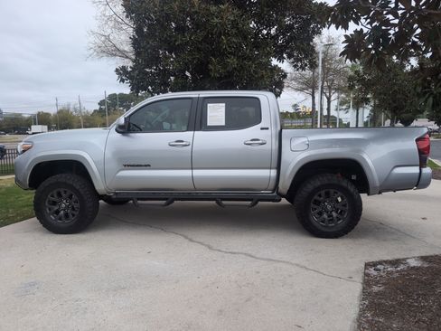 Certified 2023 Toyota Tacoma SR5 w/ Technology Package image 7