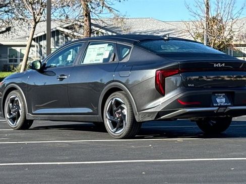 New 2025 Kia K4 EX image 7