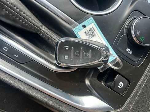 Used 2019 Chevrolet Traverse LT image 30