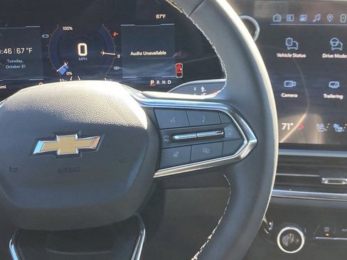 New 2026 Chevrolet Equinox EV LT image 13