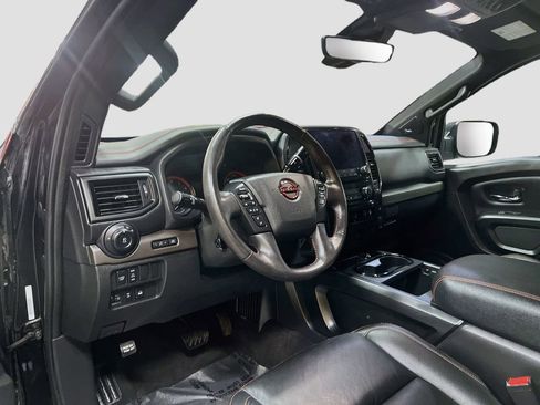 Used 2024 Nissan Titan PRO-4X w/ Pro-4x Convenience Package AWD/4WD image 9