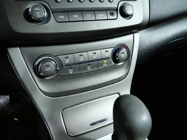Used 2014 Nissan Sentra SV FWD image 18