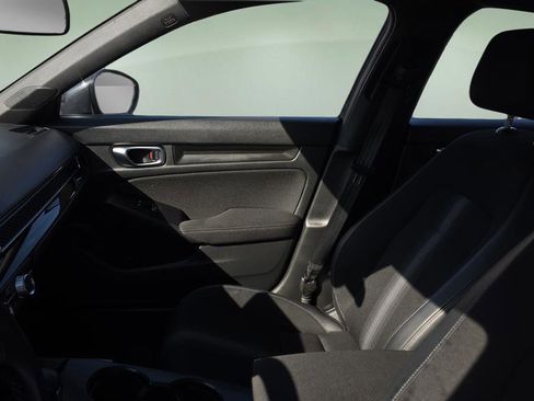 Used 2023 Honda Civic Sport image 12