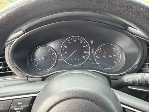 Used 2025 MAZDA MAZDA3 s FWD image 1