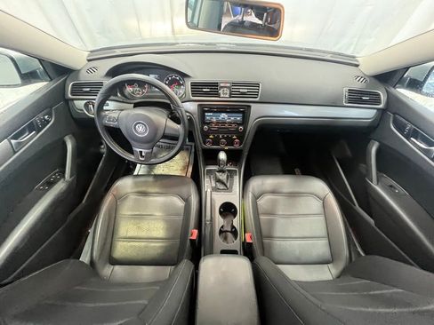Used 2015 Volkswagen Passat 1.8T Wolfsburg Edition image 13