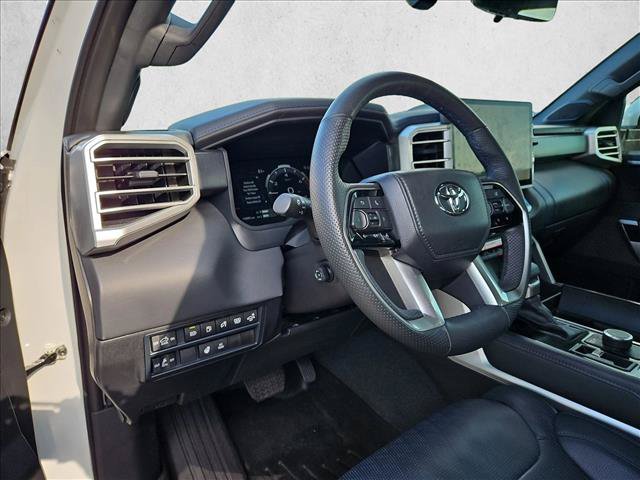 Used 2025 Toyota Tundra Platinum AWD/4WD image 9