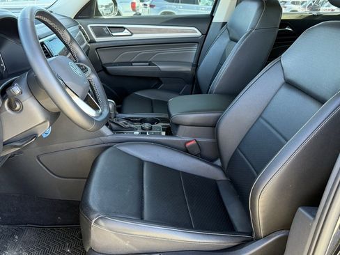 Used 2021 Volkswagen Atlas SEL image 12