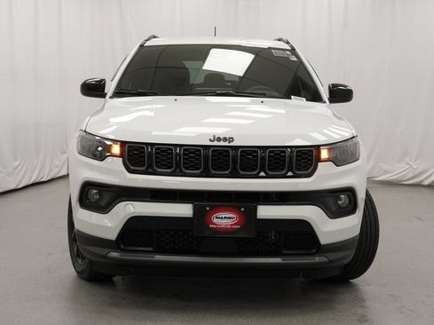 Used 2025 Jeep Compass Latitude w/ Altitude Special Edition AWD/4WD image 14