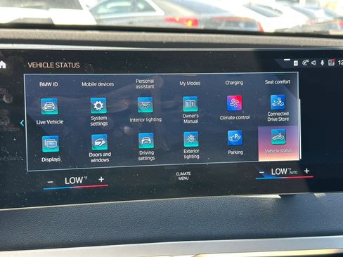 Used 2022 BMW iX xDrive50 w/ Convenience Package AWD/4WD image 44