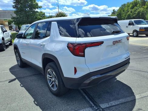 Used 2025 GMC Terrain Elevation image 3