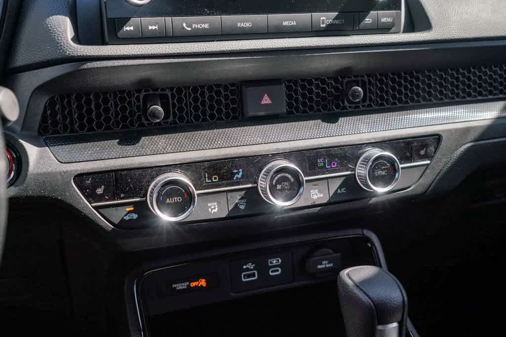 Used 2025 Honda CR-V EX image 15